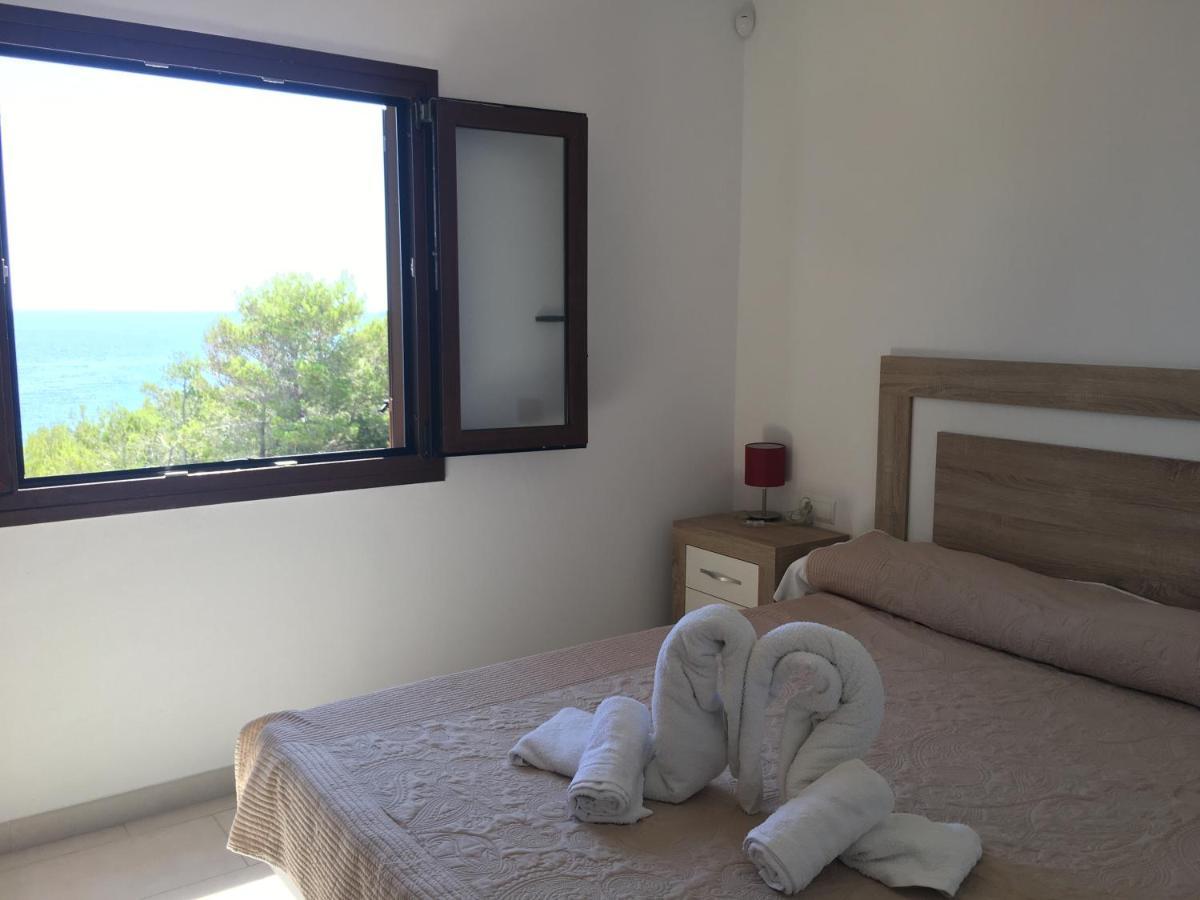 Apartamentos Aguas Blancas Santa Eularia des Riu Exterior photo